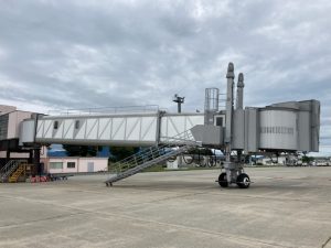 山形空港 - ボーディングブリッジ-2